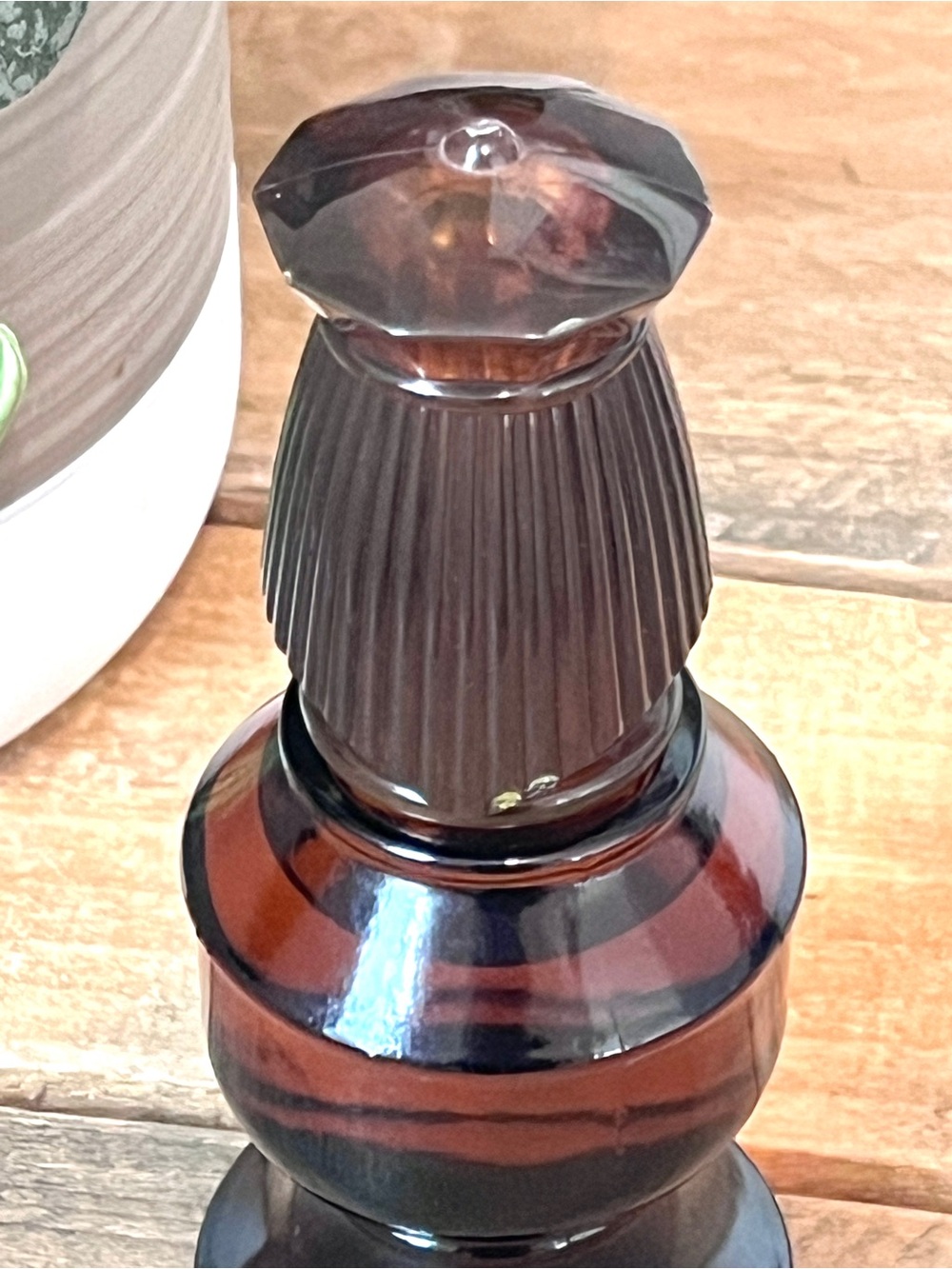 Vintage Avon "The King" Chess Piece Glass Collectible Decanter Bottle - Picture 4 of 6